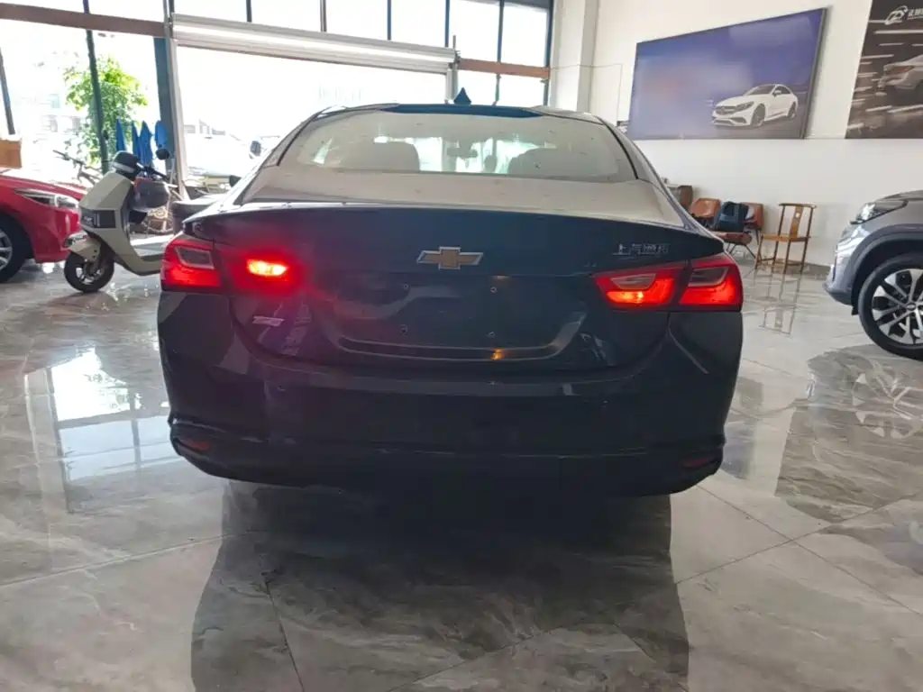 Chevrolet Malibu XL — миниатюра 6