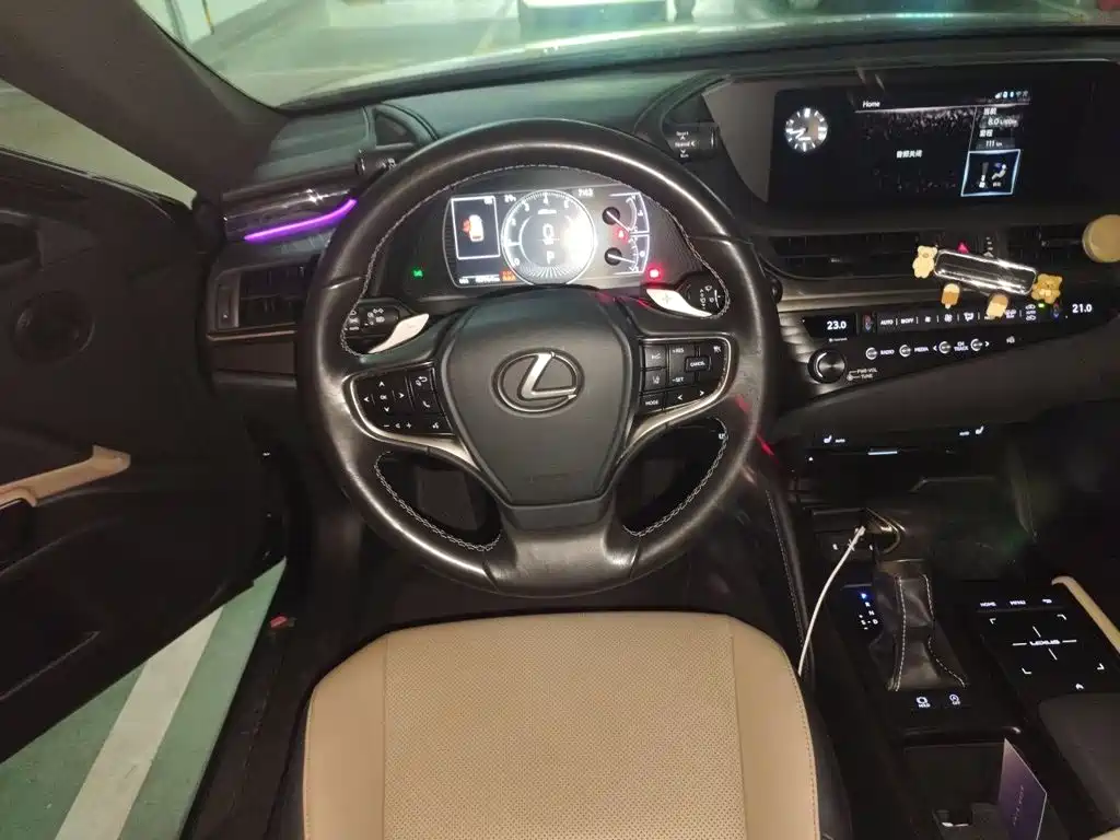 Lexus ES — миниатюра 6