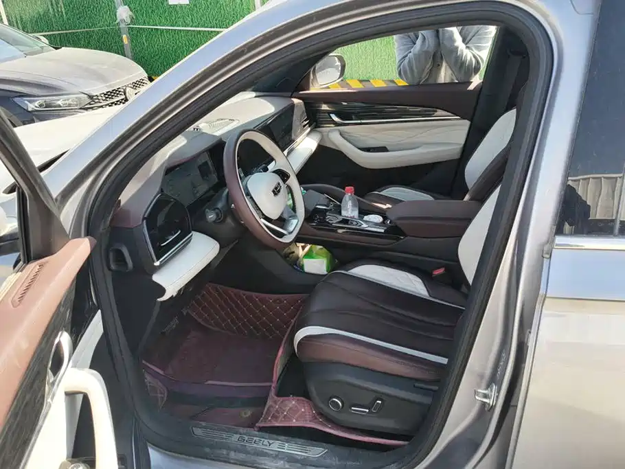 Geely Xingyue L — миниатюра 9