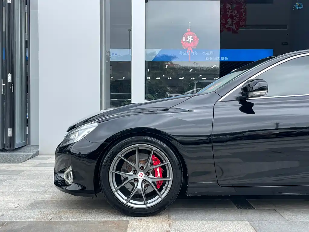 Toyota Reiz — миниатюра 3