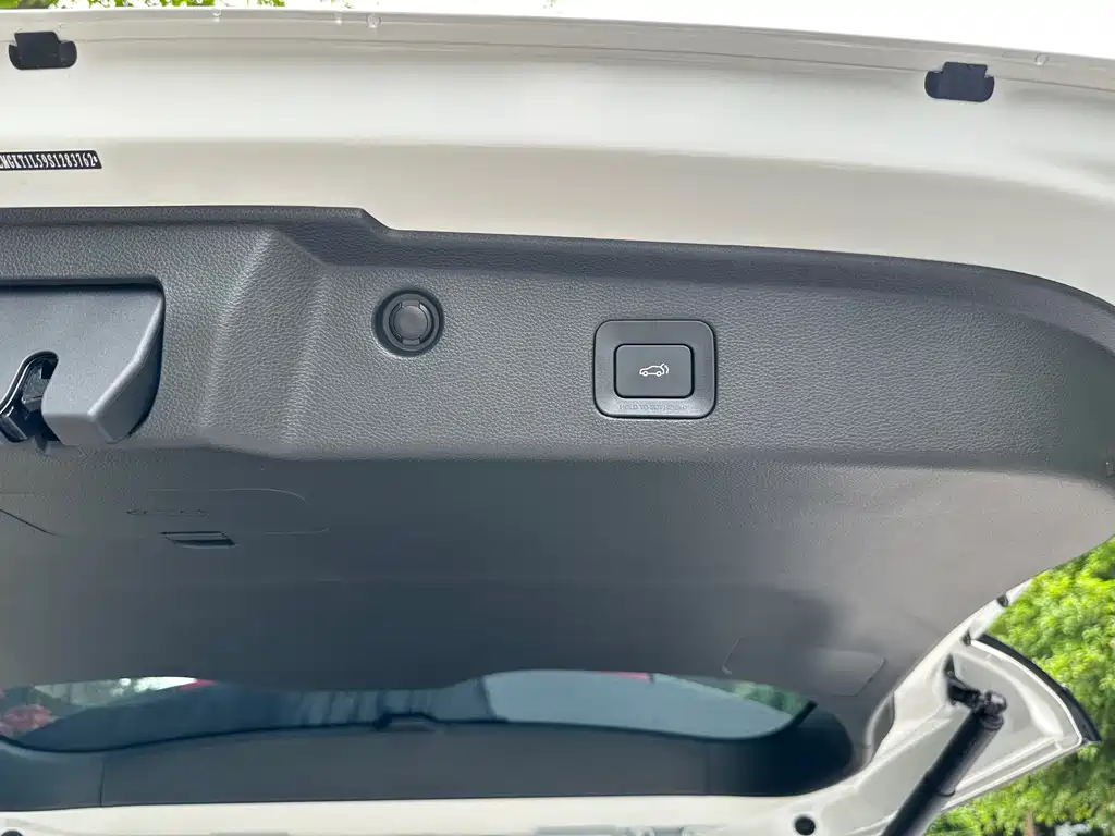 GAC Motor Trumpchi M6 — миниатюра 10