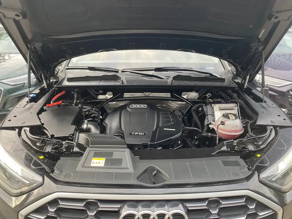 Audi Q5L 2021 40 TFSI Luxury
