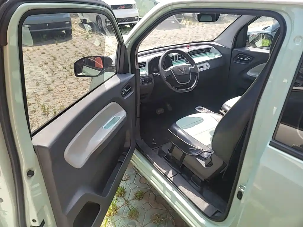 Wuling MINIEV — миниатюра 16