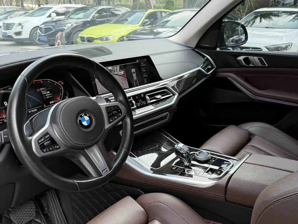 BMW X5 (Import) — миниатюра 6