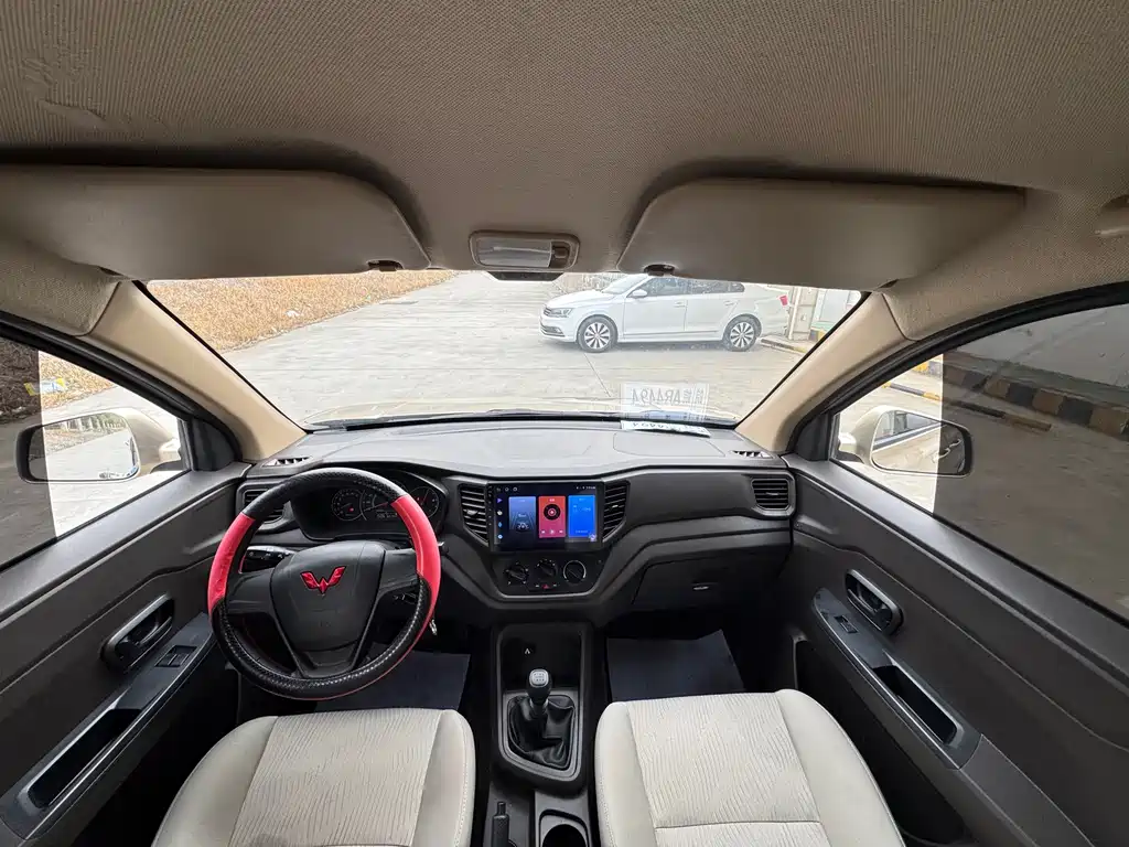 Wuling Hongguang V — миниатюра 15