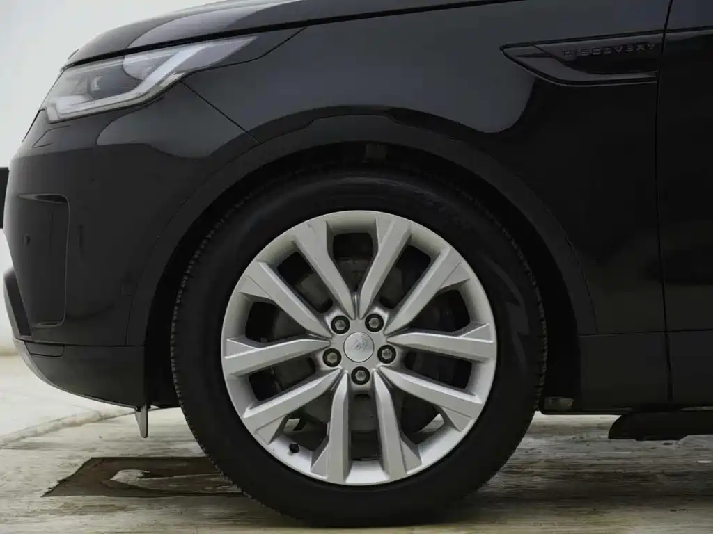 Land Rover Discovery — миниатюра 5