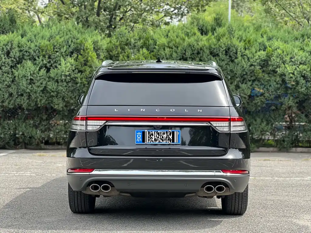 Lincoln Aviator (Import) — миниатюра 6