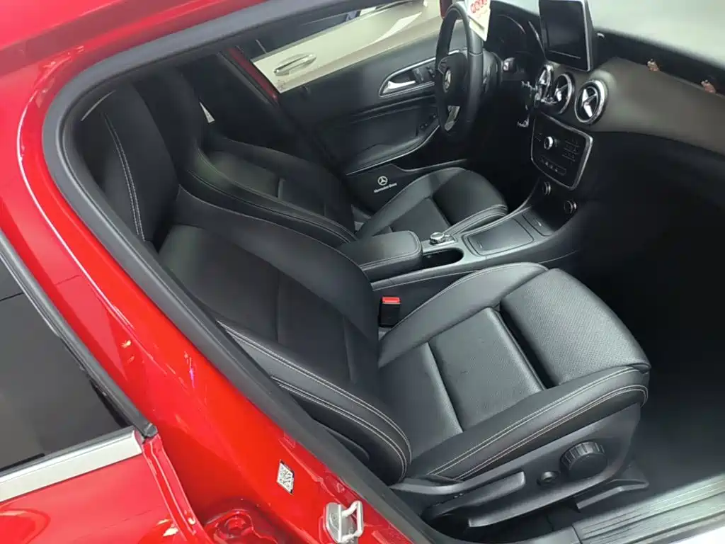Mercedes-Benz GLA — миниатюра 25