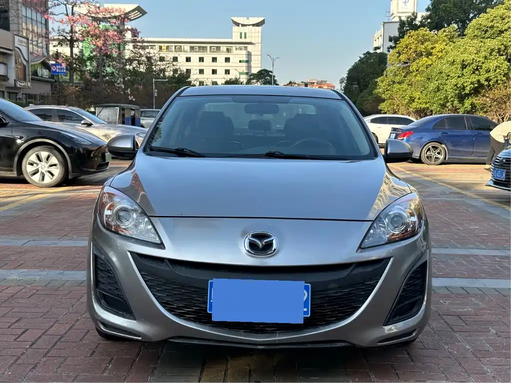 Mazda 3 Xingcheng 2011