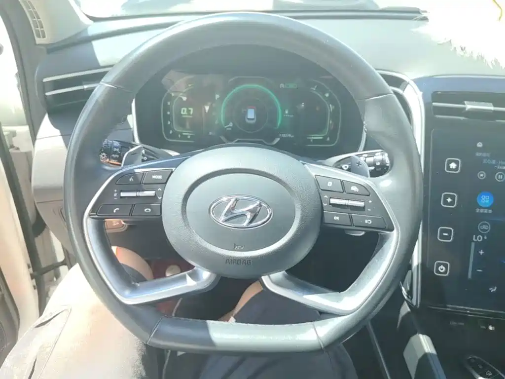 Hyundai Tucson — миниатюра 11