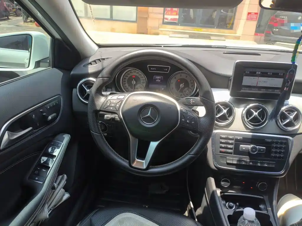 Mercedes-Benz GLA — миниатюра 3