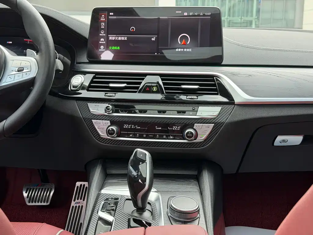 BMW 5 Series — миниатюра 4