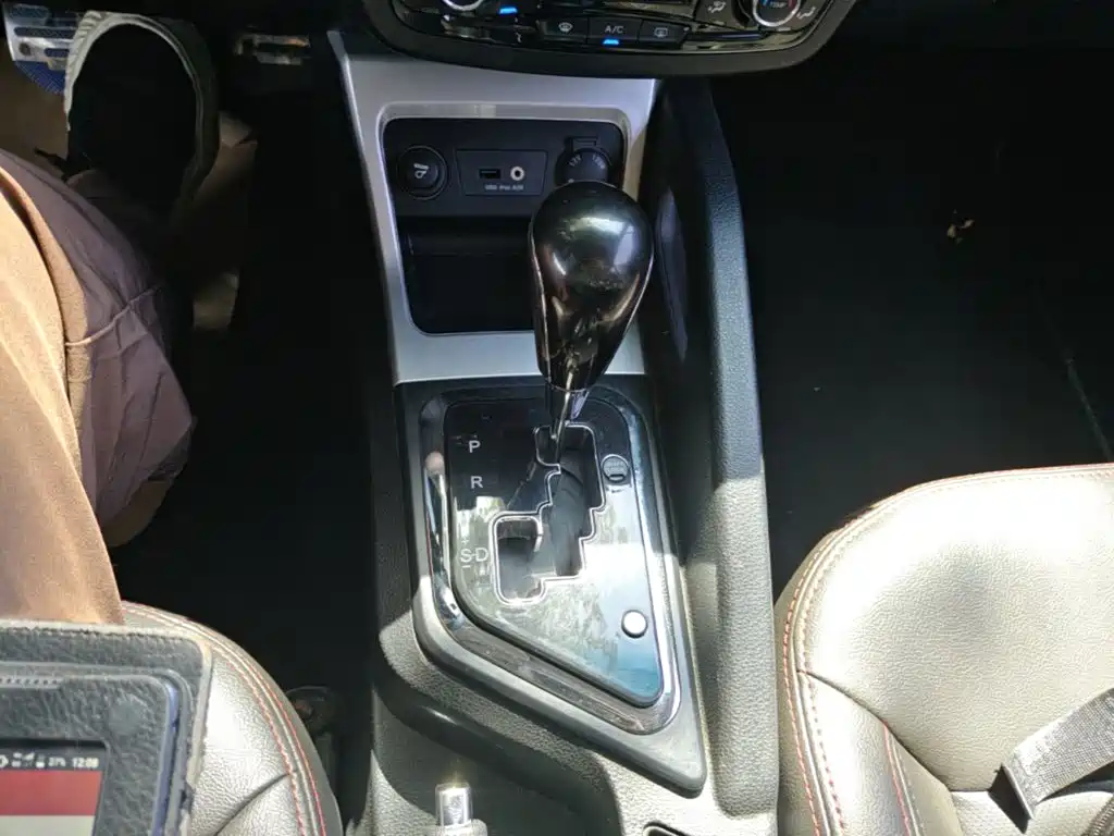 JAC Refine S3 — миниатюра 14