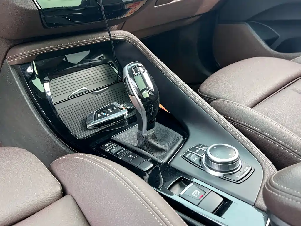 BMW X1 — миниатюра 14