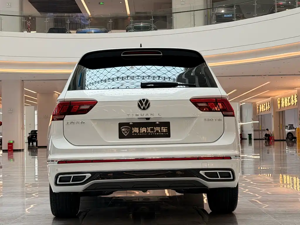 Volkswagen Tiguan L — миниатюра 5