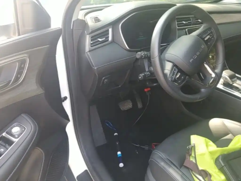 Roewe RX5 — миниатюра 16