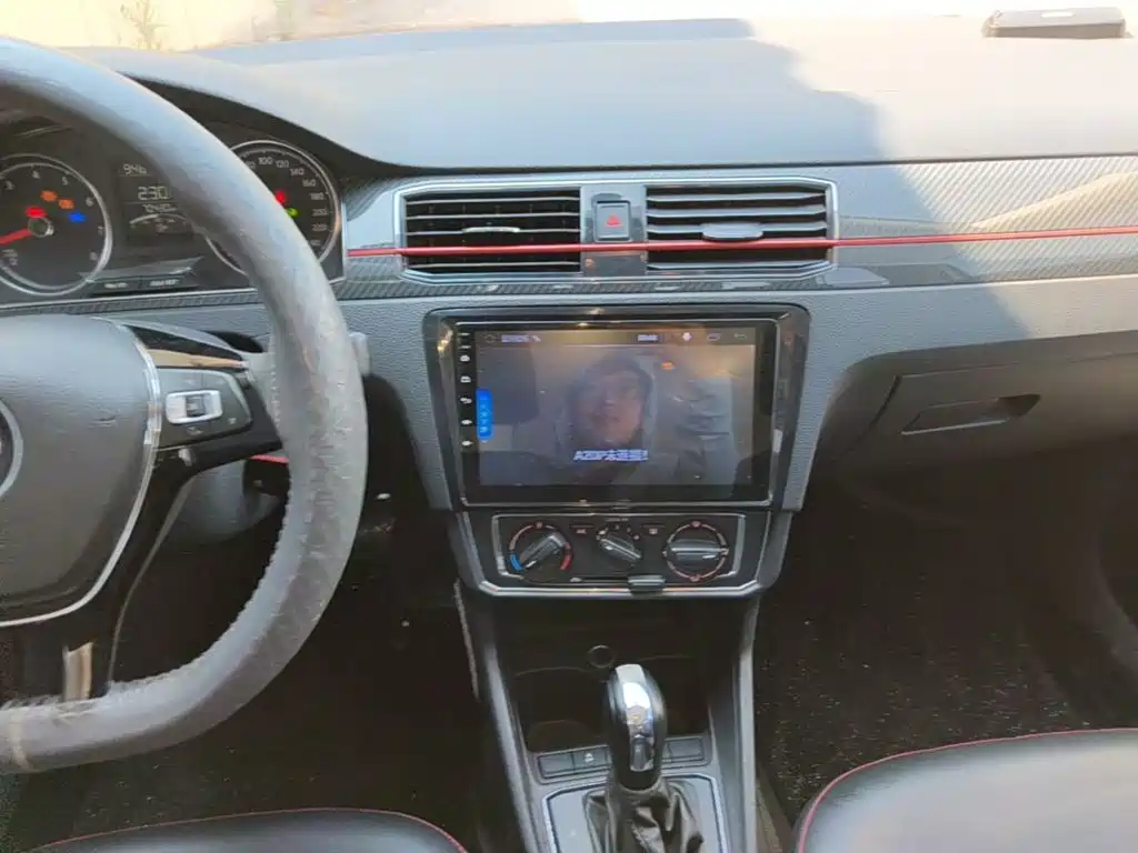 Volkswagen Santana — миниатюра 13