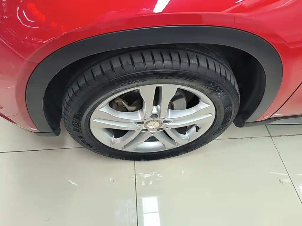 Mercedes-Benz GLA — миниатюра 23