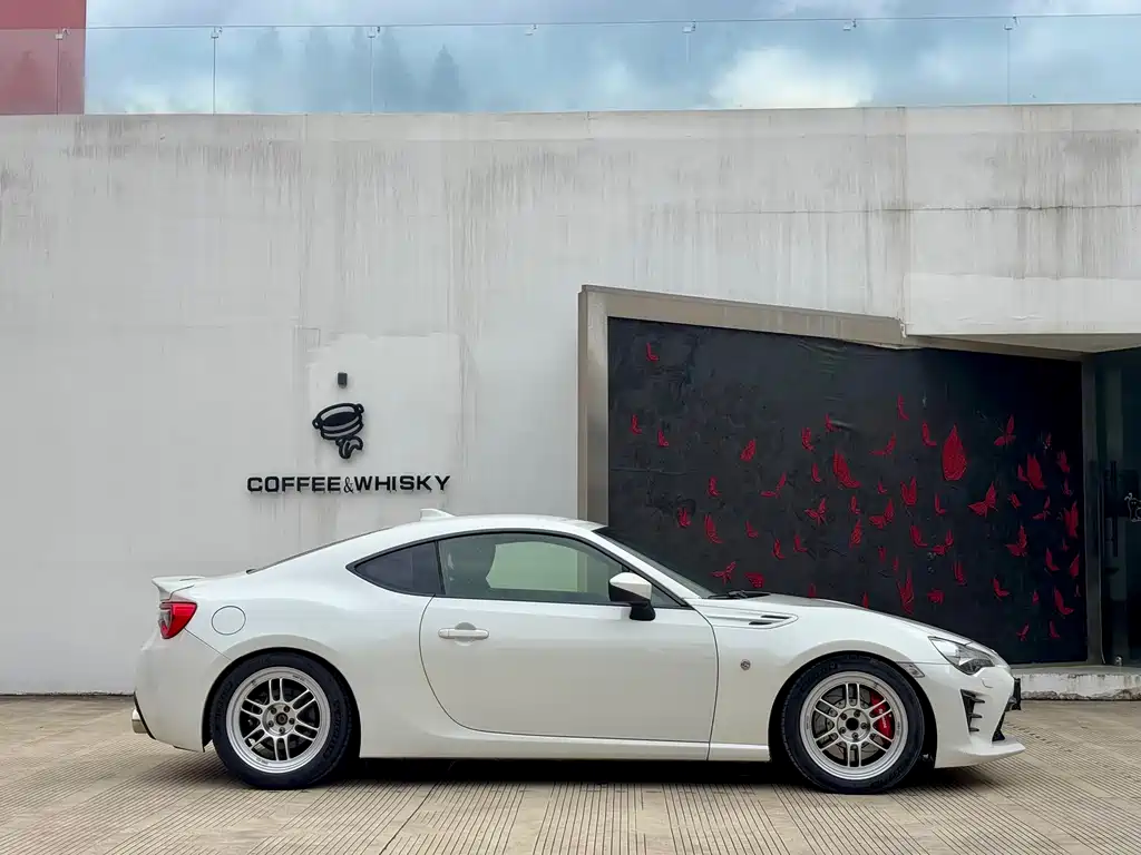 Toyota 86 — миниатюра 9