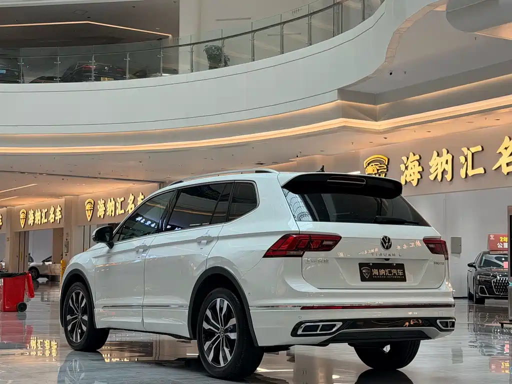 Volkswagen Tiguan L — миниатюра 7