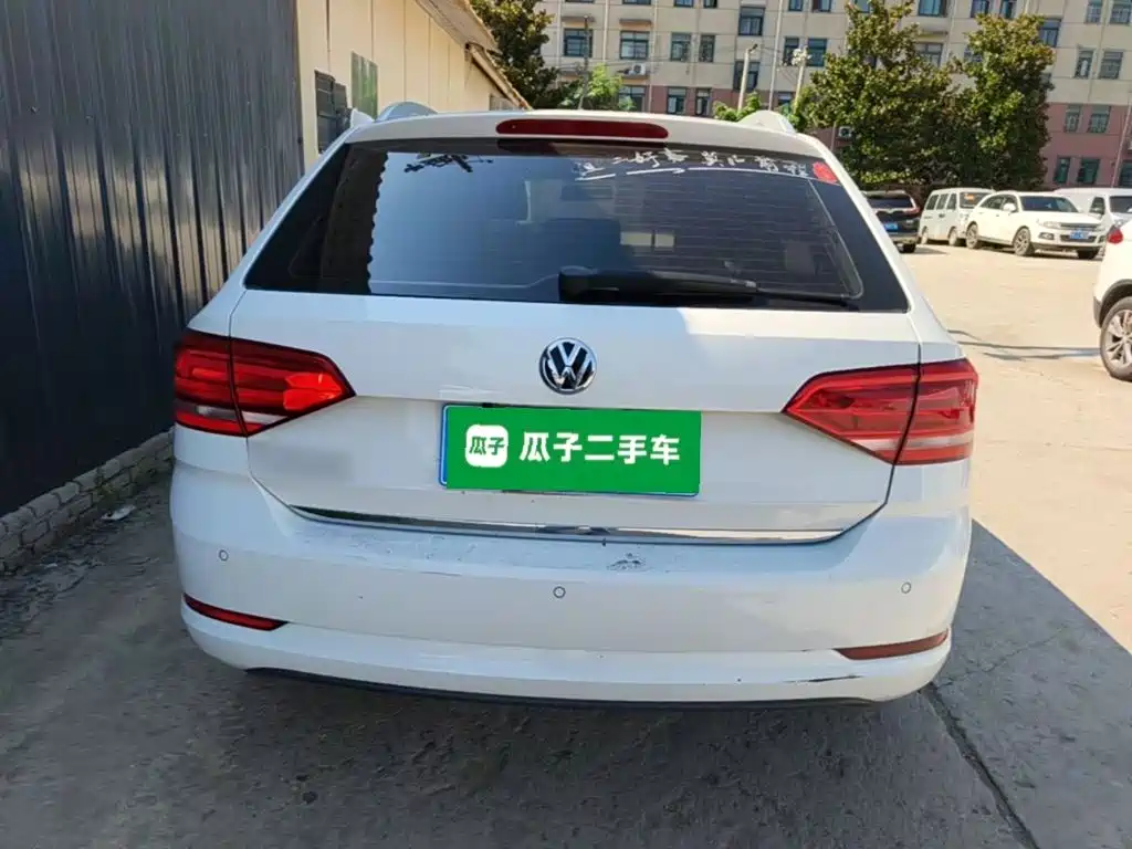 Volkswagen Santana — миниатюра 6