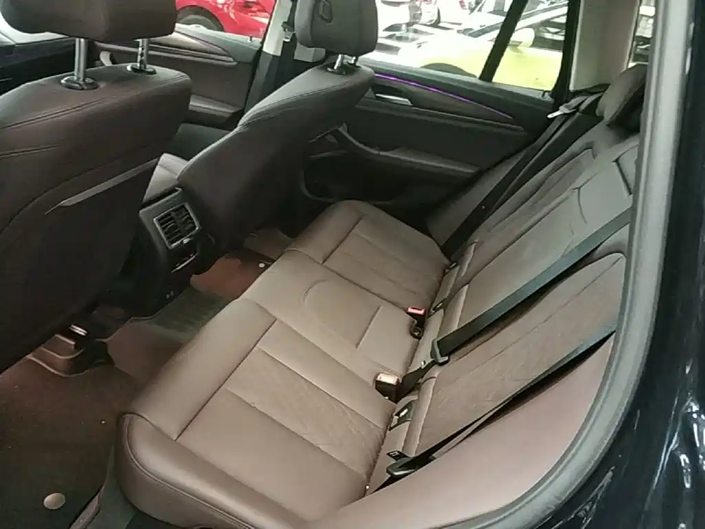 BMW X3 — миниатюра 17
