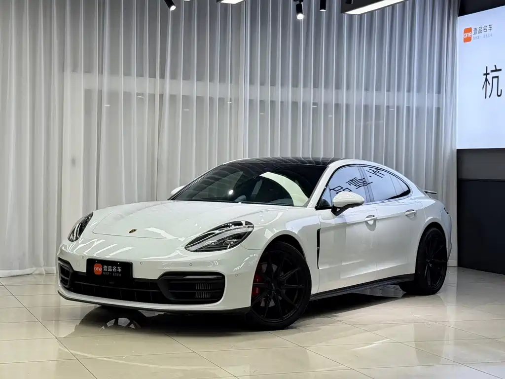 Купить Porsche Panamera