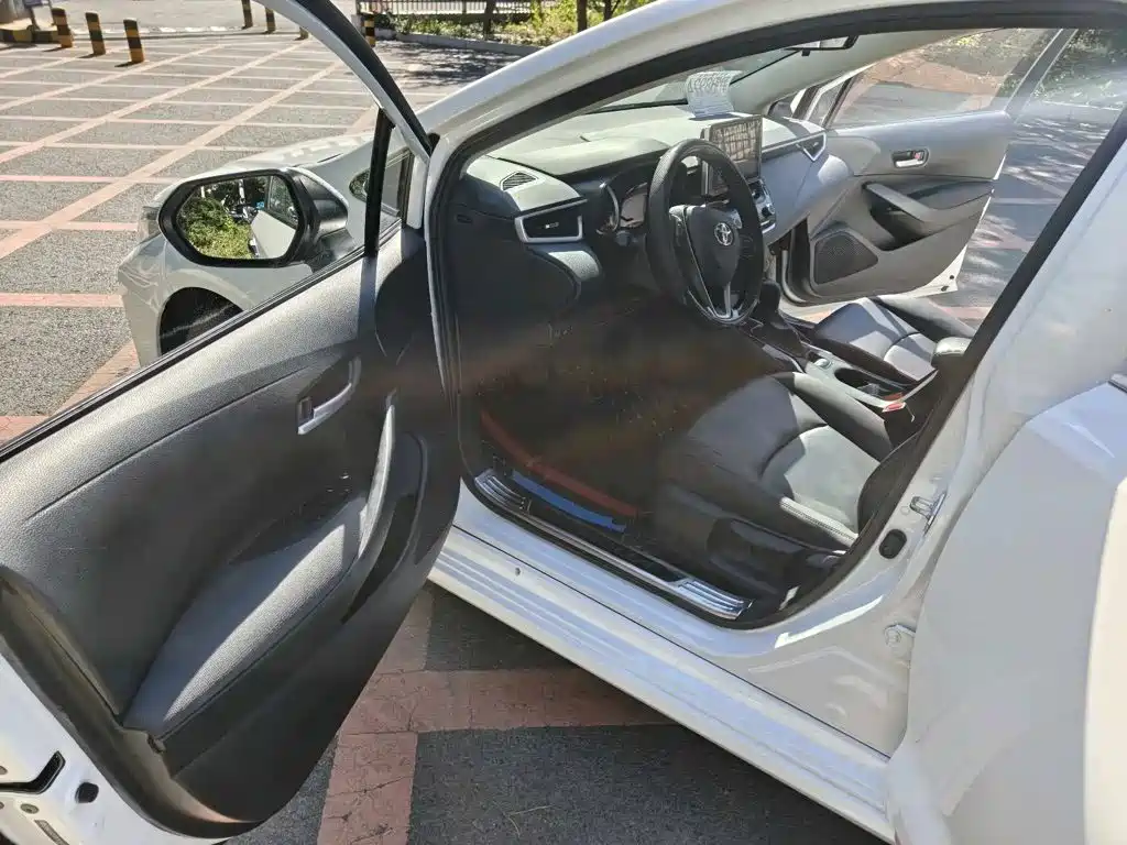 Toyota Corolla — миниатюра 8