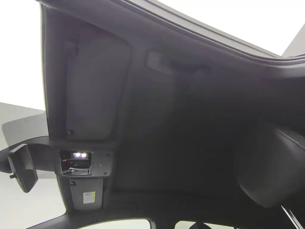 Volkswagen ID.4 Crozz — миниатюра 14