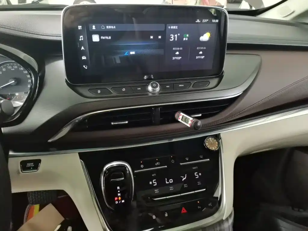 Buick GL8 — миниатюра 13