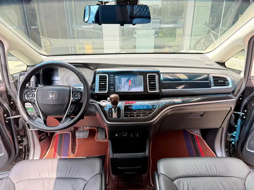 Honda Elysion — миниатюра 10
