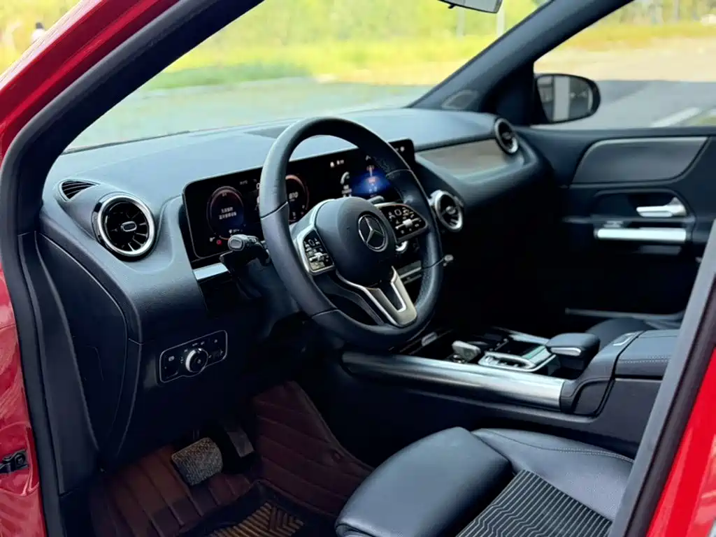 Mercedes-Benz B-Class — миниатюра 2