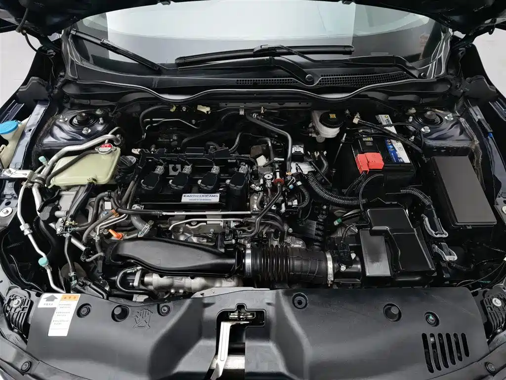 Honda Civic 2016 220TURBO CVT Luxury