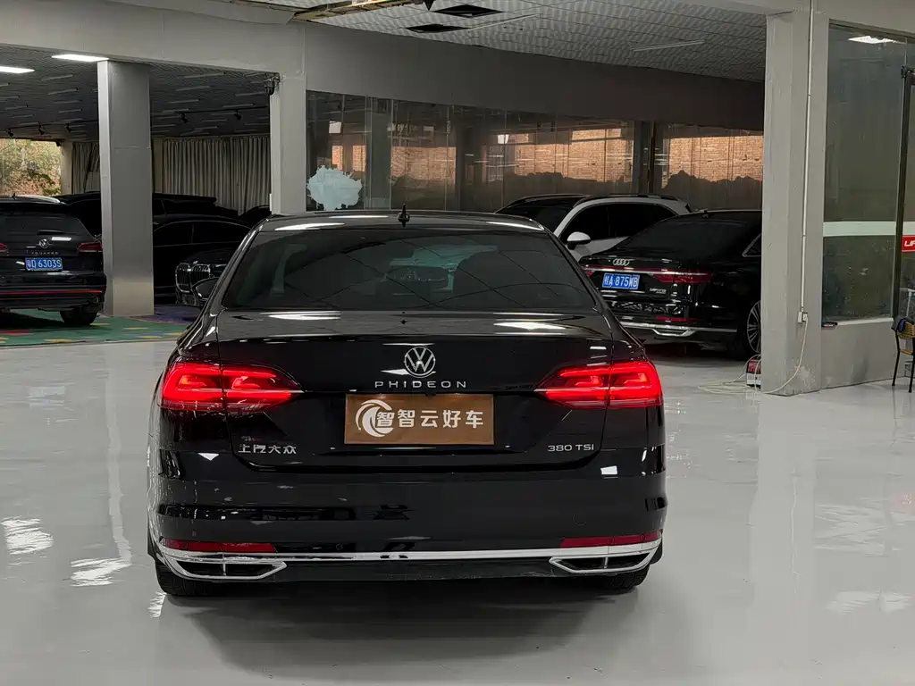 Volkswagen Phideon — миниатюра 8