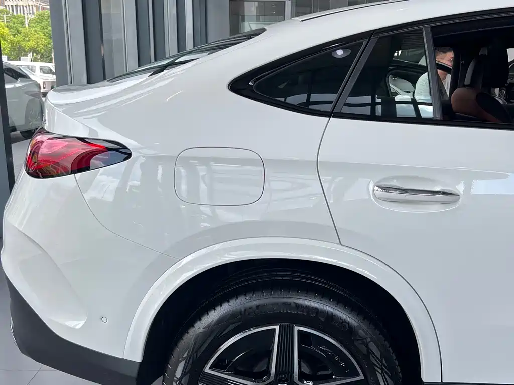 Mercedes-Benz GLC Coupe — миниатюра 8