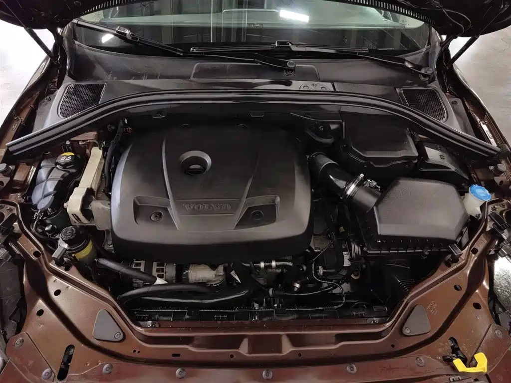 Volvo XC60 2017 T5