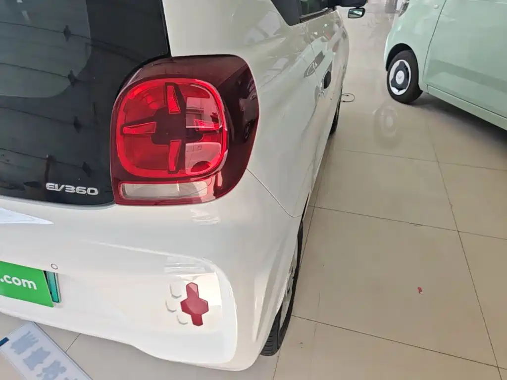 Roewe Clever — миниатюра 8