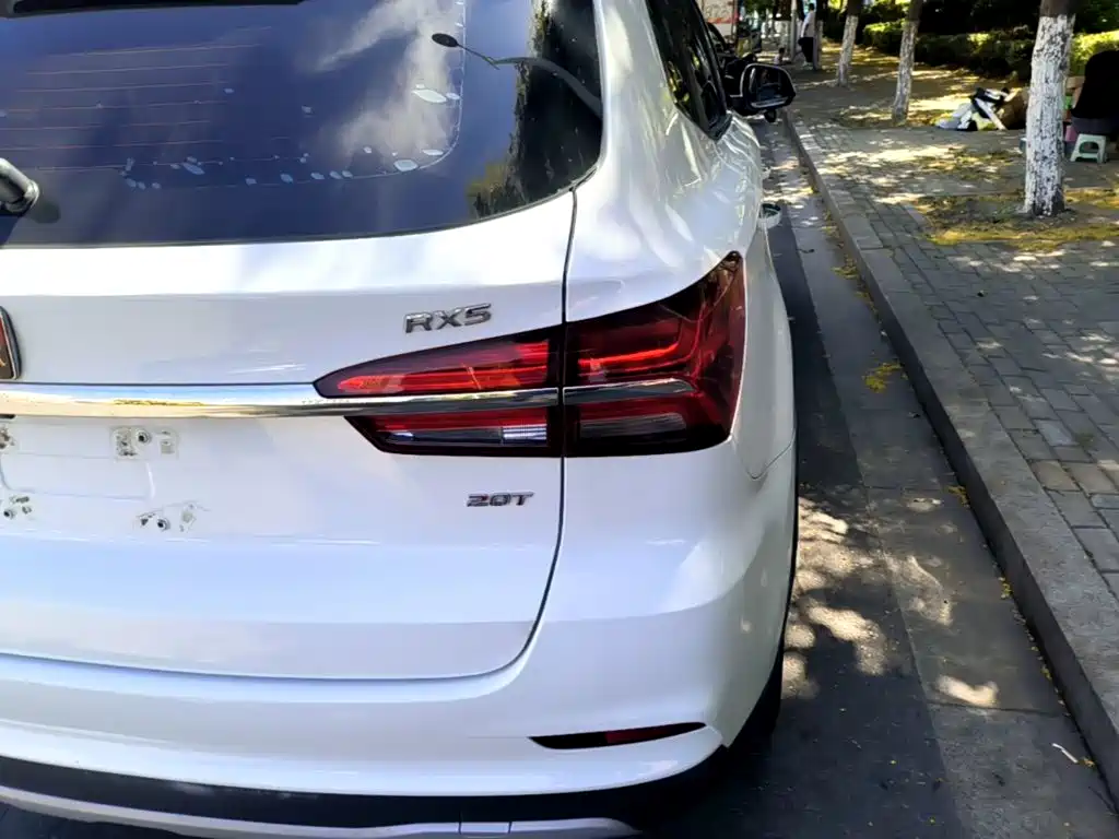 Roewe RX5 — миниатюра 8