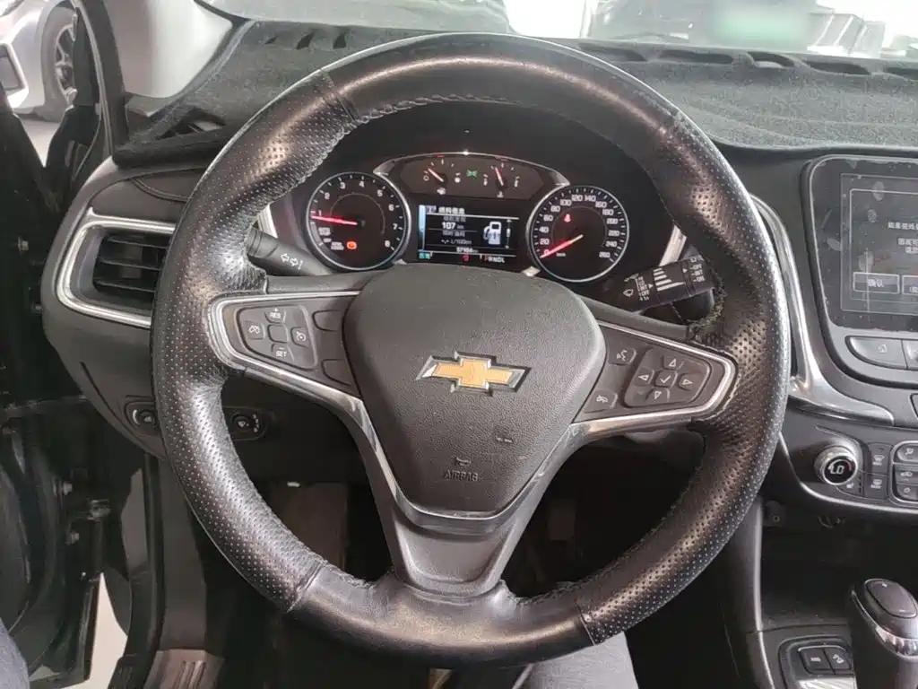 Chevrolet Equinox — миниатюра 11