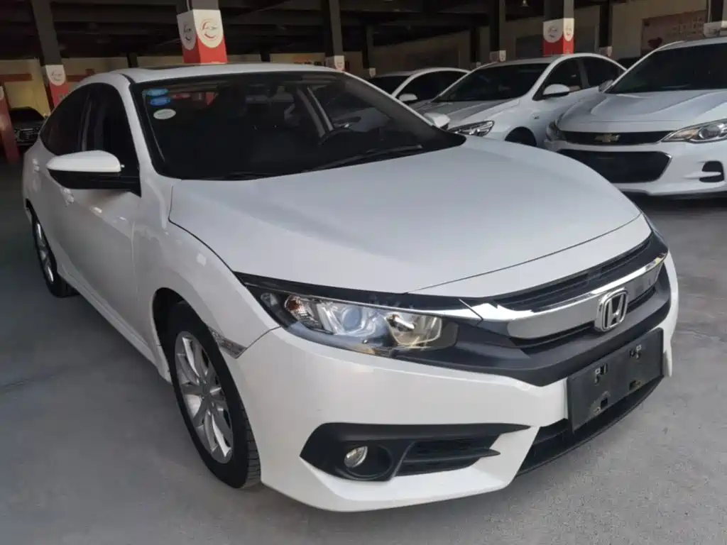Honda Civic — миниатюра 4