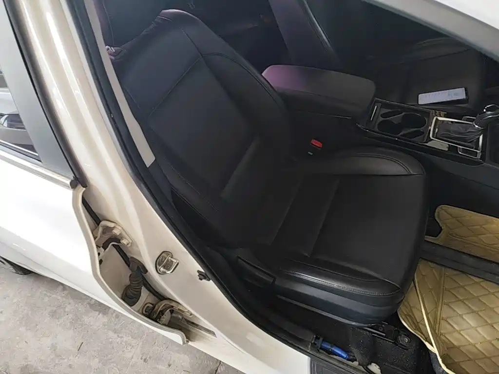Hyundai Mistra — миниатюра 25