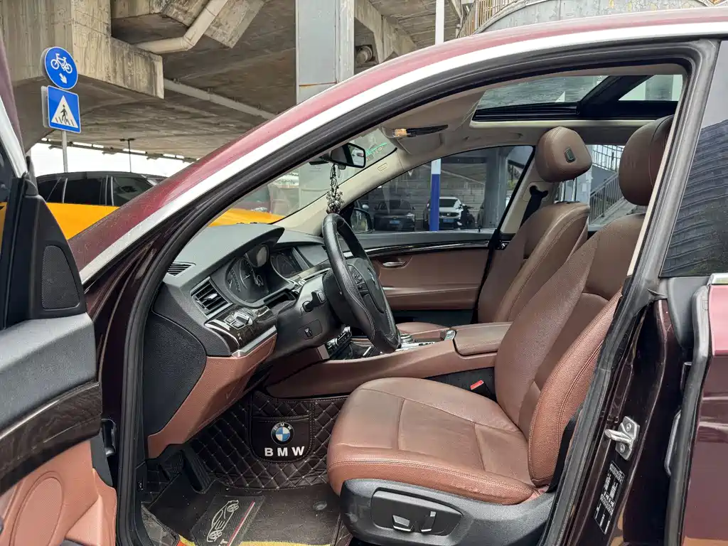 BMW 5 Series GT — миниатюра 9