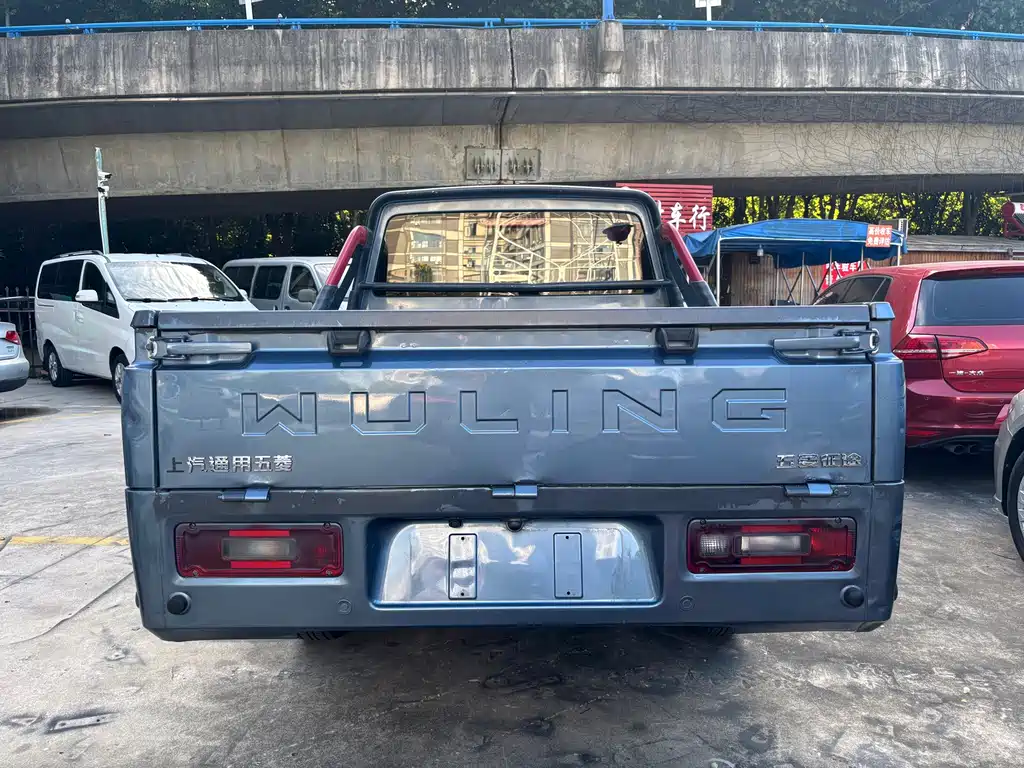 Wuling Journey — миниатюра 5