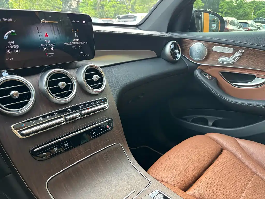 Mercedes-Benz GLC — миниатюра 27