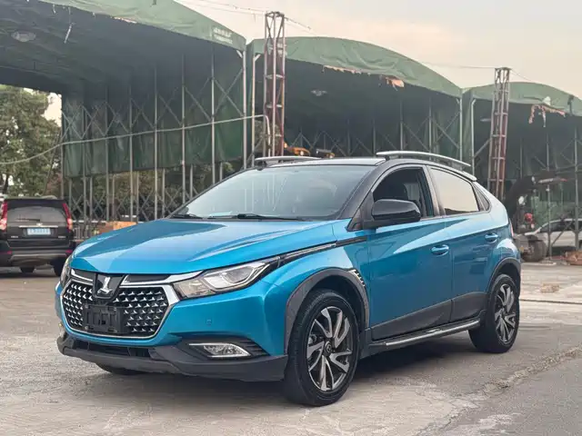 NA ZHIJIE U5 SUV 2018