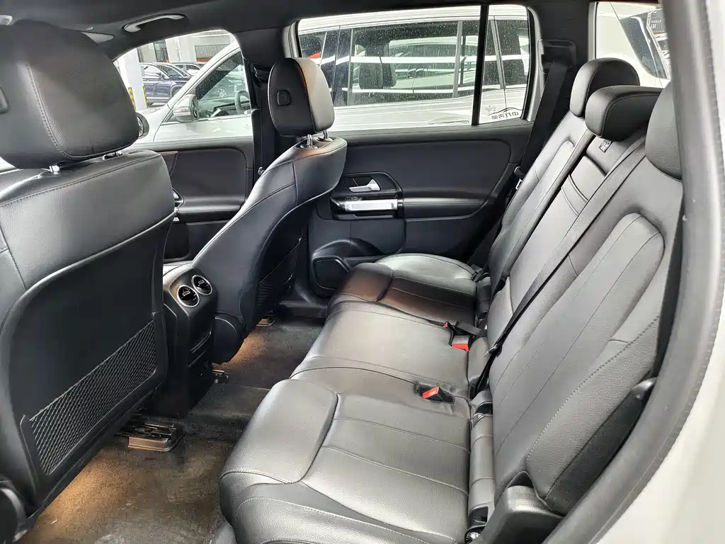 Mercedes-Benz EQB — миниатюра 9