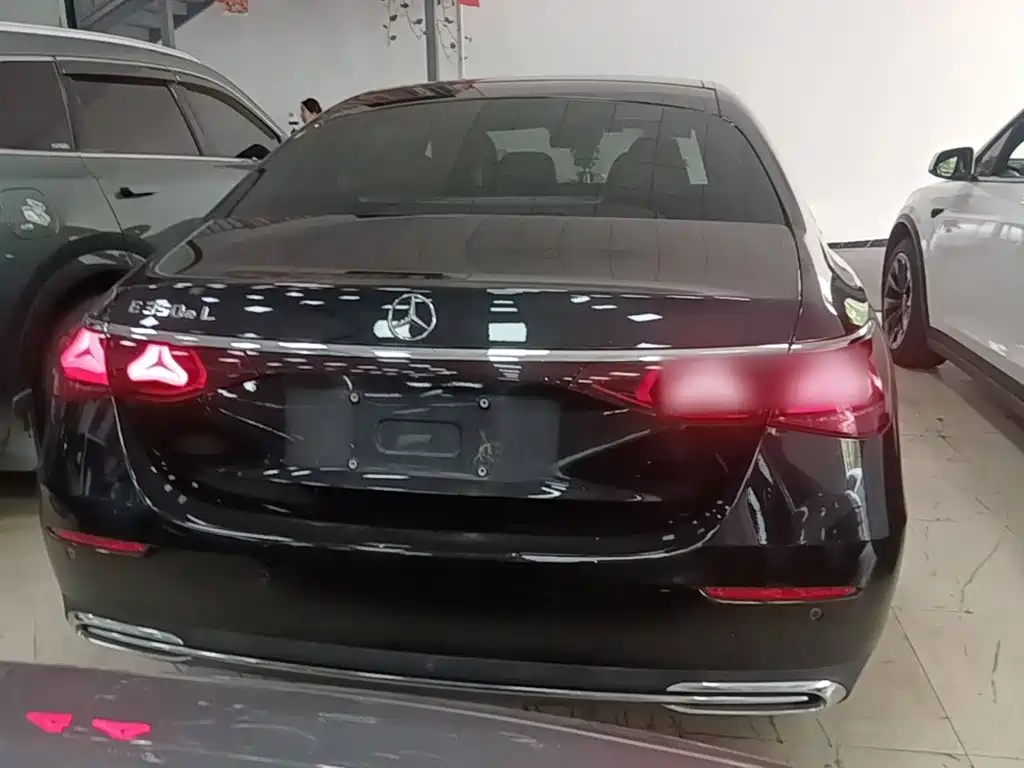 Mercedes-Benz E-Class New Energy — миниатюра 6