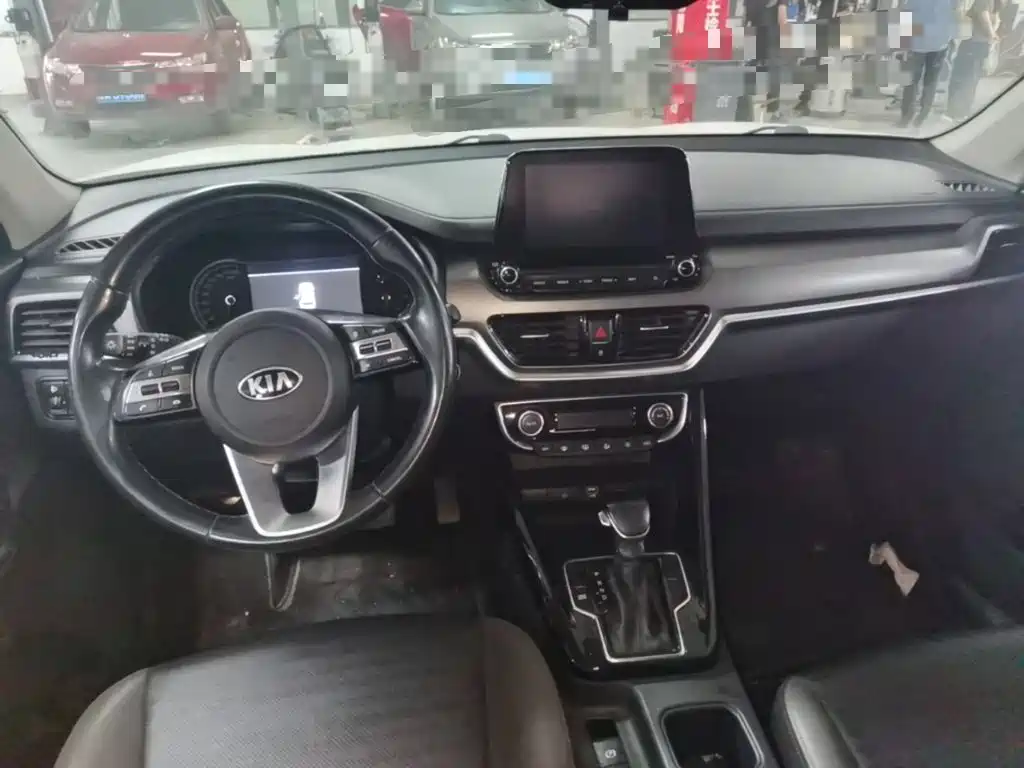 Kia Sportage — миниатюра 10