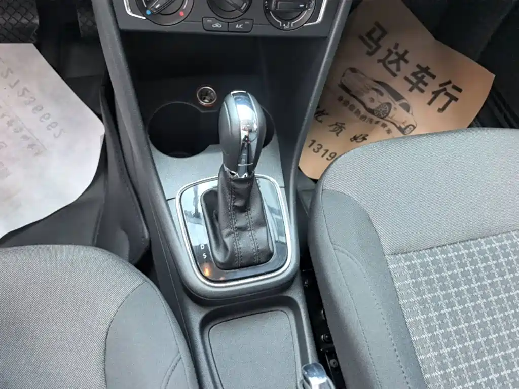 Volkswagen Polo — миниатюра 14