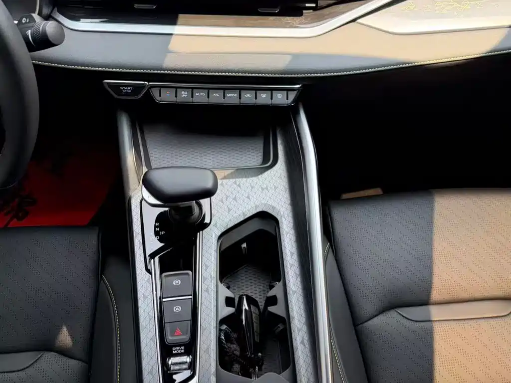 Geely Xingrui — миниатюра 10